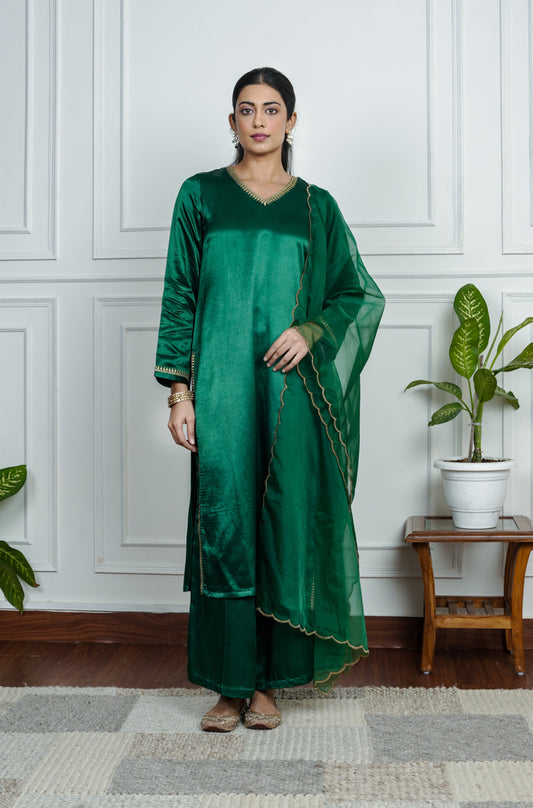 Green Gajji Silk  Embroidered Kurta Set With Dupatta