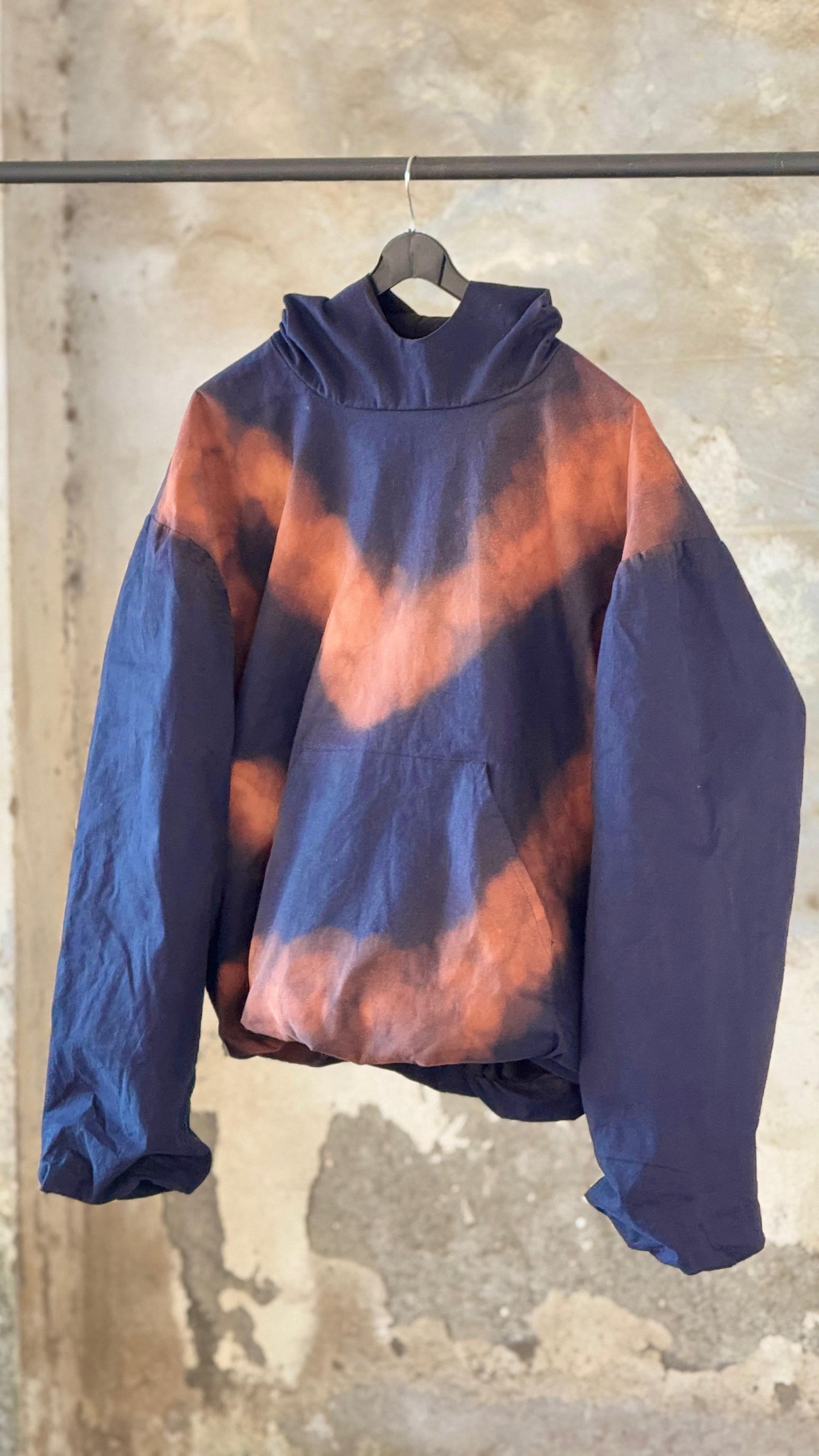 RUST HOODIE