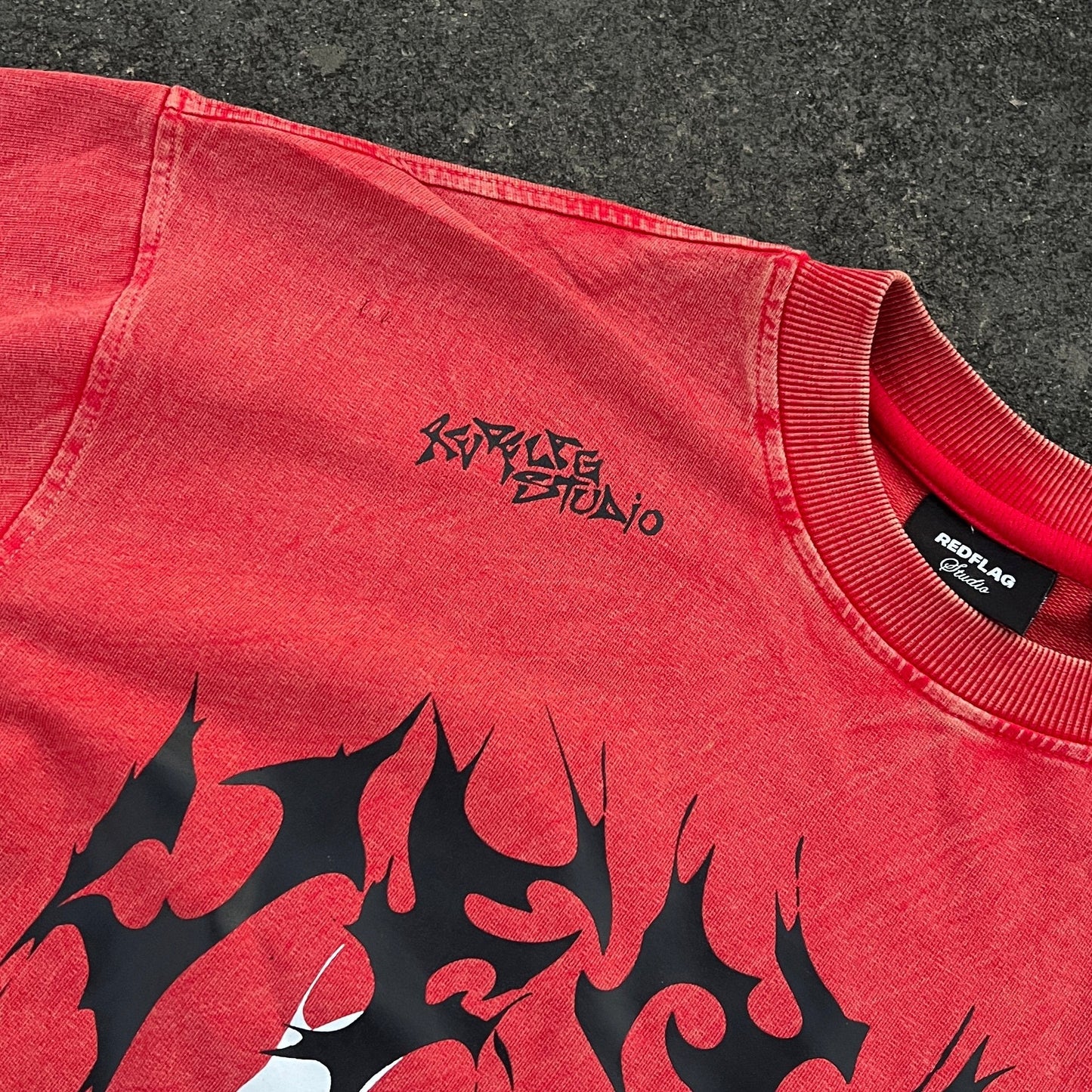 VENOMOUS TEE
