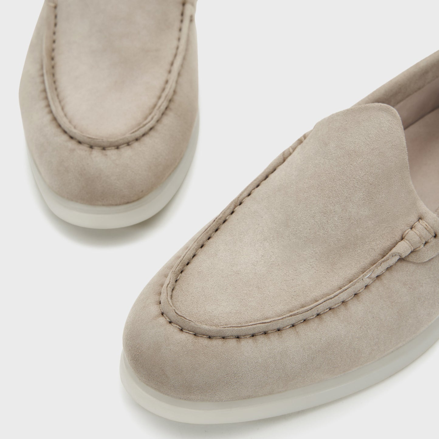 Nagra Loafer | Stone Suede