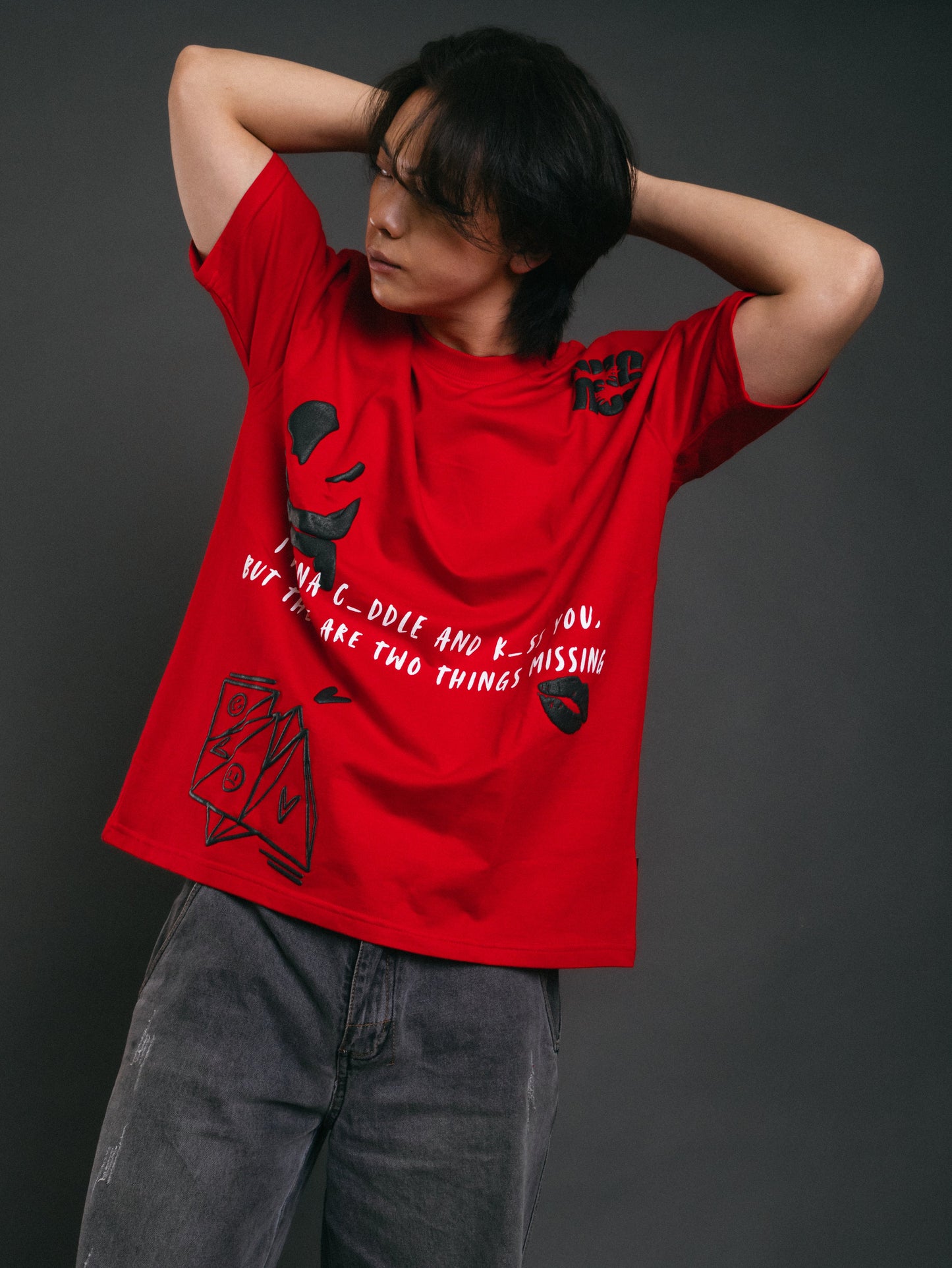 Unisex Kiss & Cuddles Red T-shirt