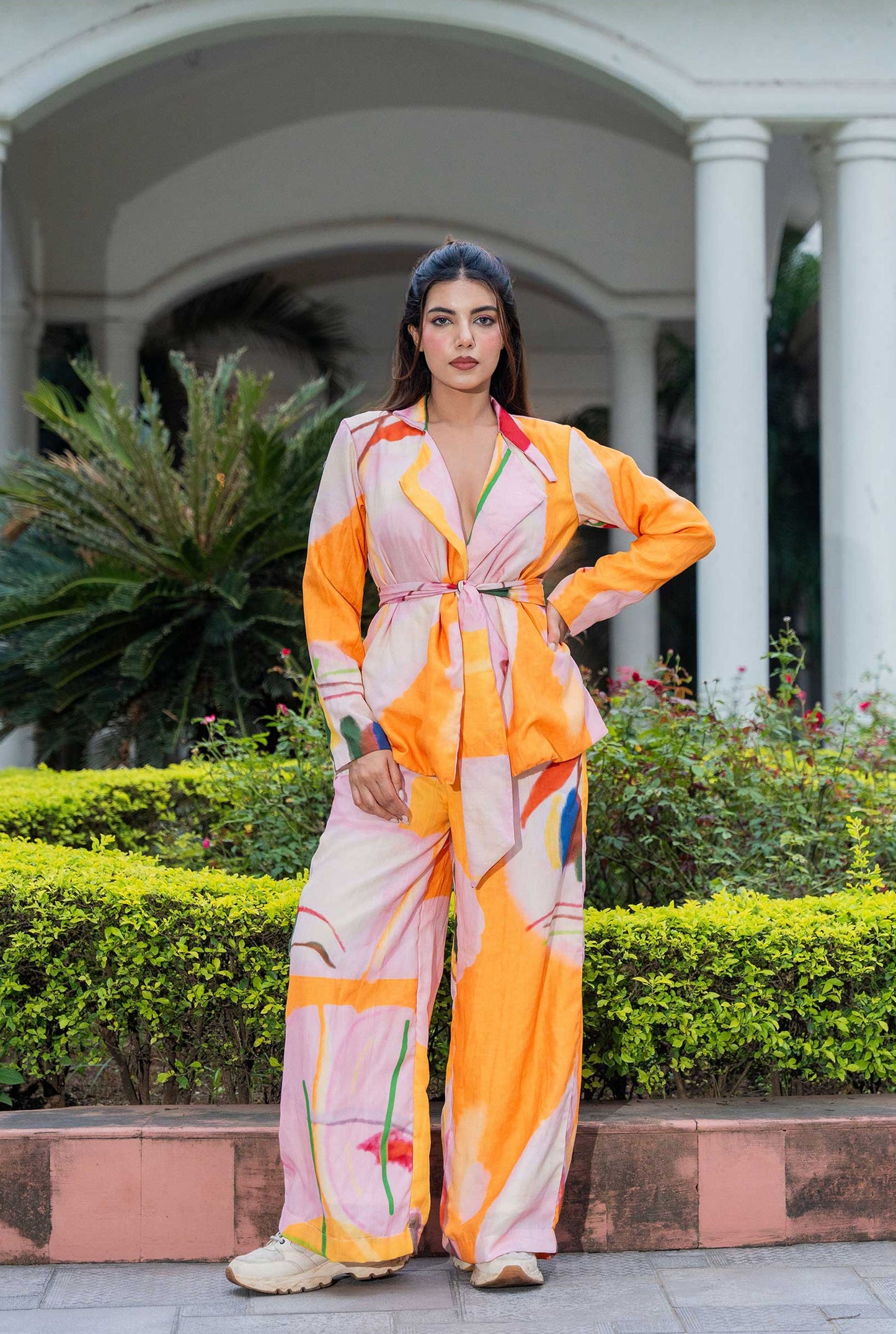 Cool girl Abstract Printed Blazer Co-ord Set with belt