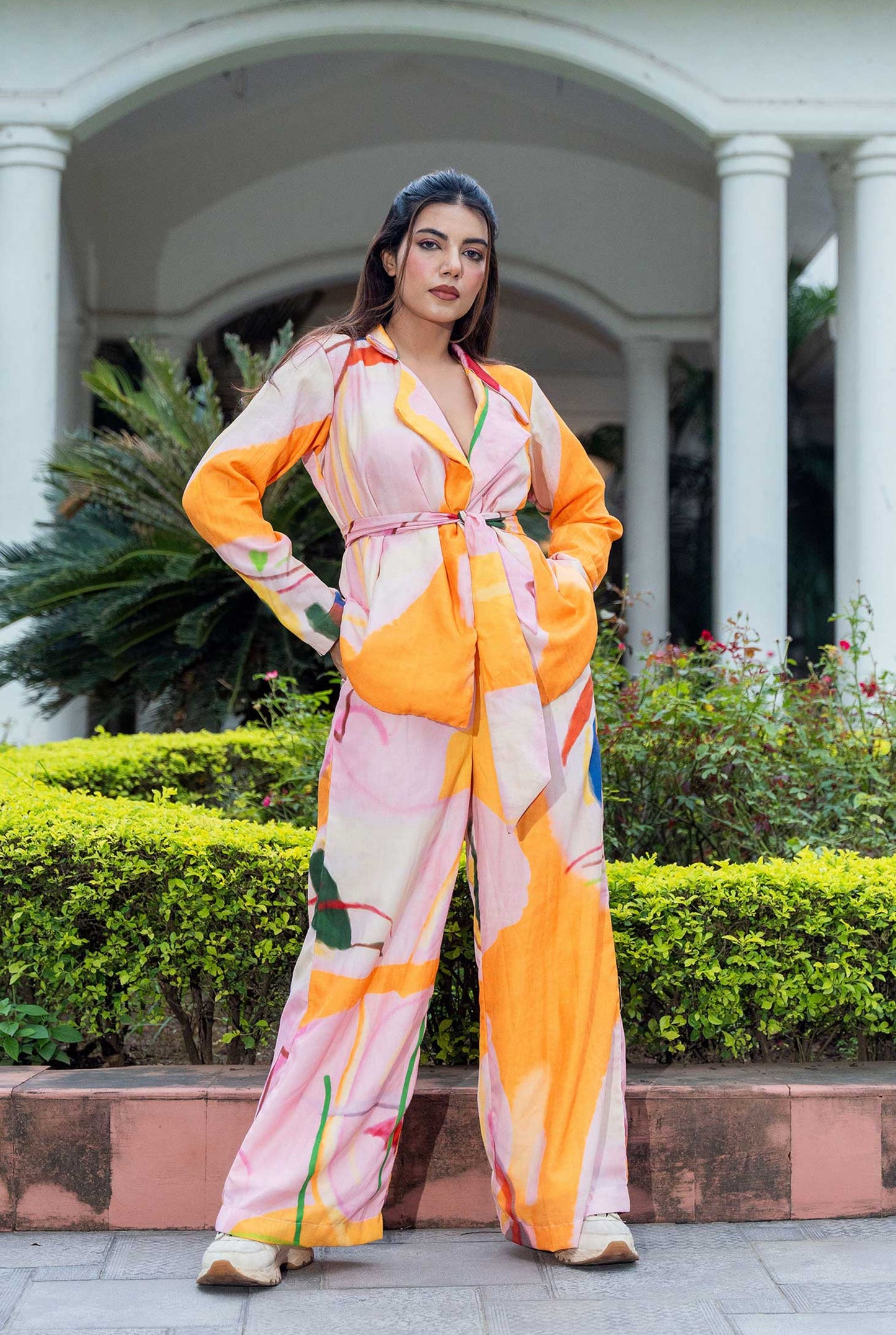 Cool girl Abstract Printed Blazer Co-ord Set with belt