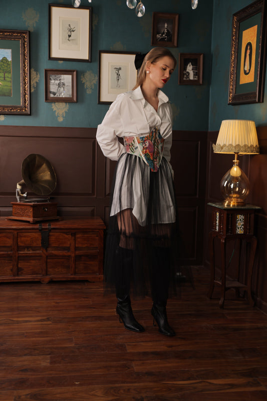 PLEATED CRISP LONG WHITE SHIRT