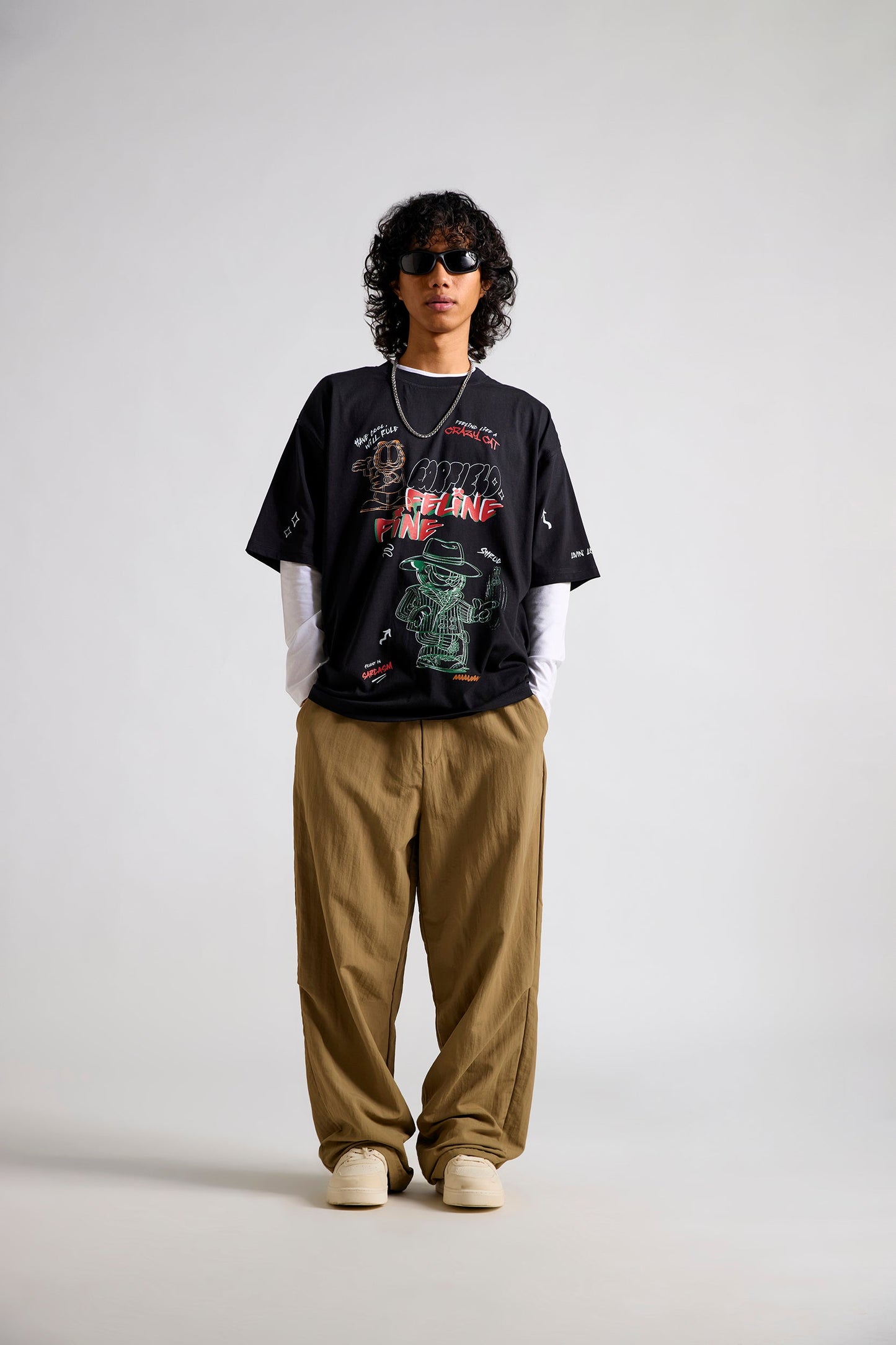 Garfield:Feeling Crazy Men's Oversized T-shirt