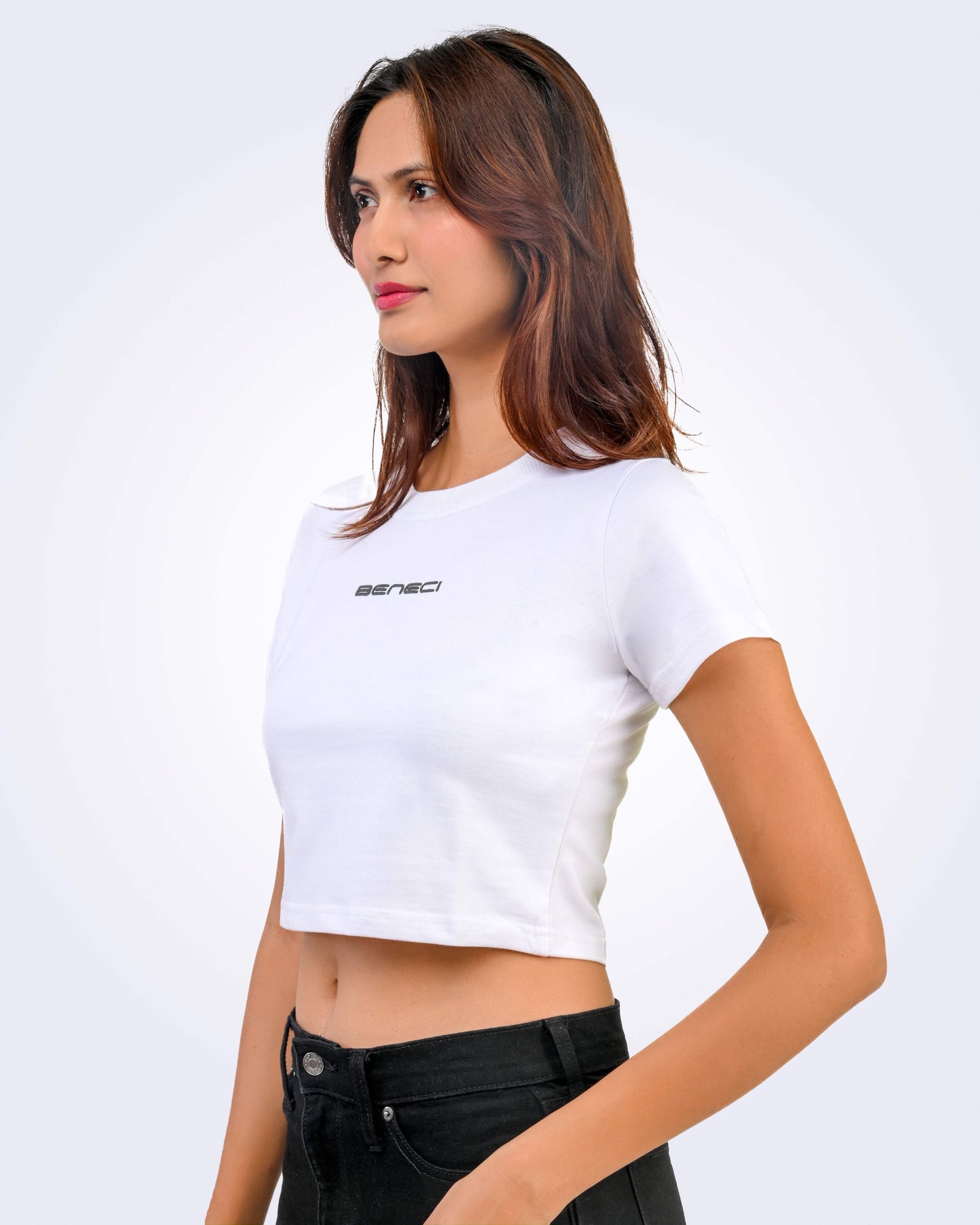 WHITE CROP TOP