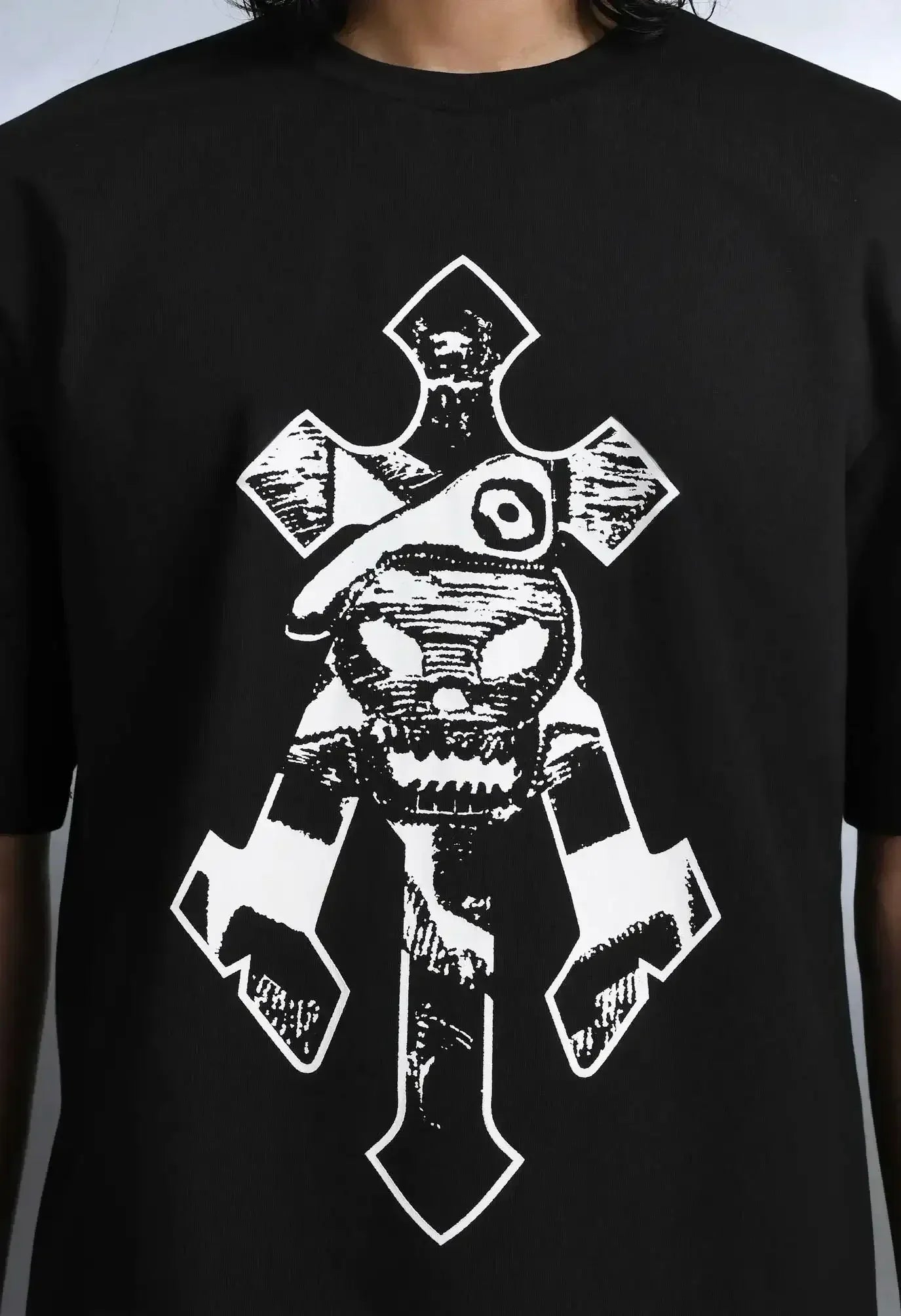 Insignia Relaxed Tee