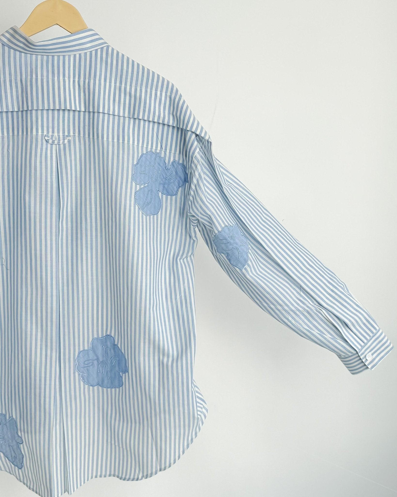 Cloud Bloom Stripe Shirt - erised pret