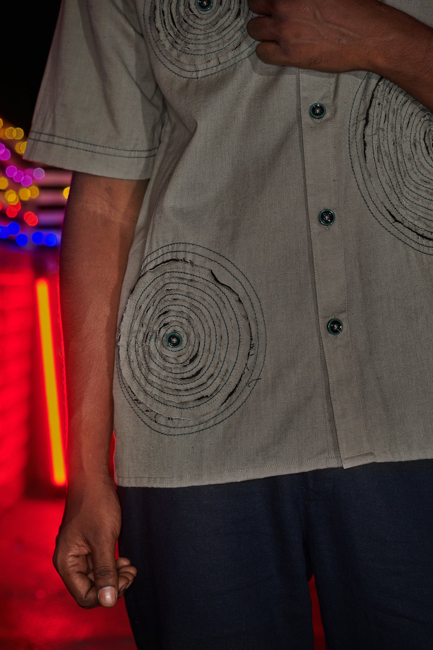 Unisex THE LOOP SHIRT
