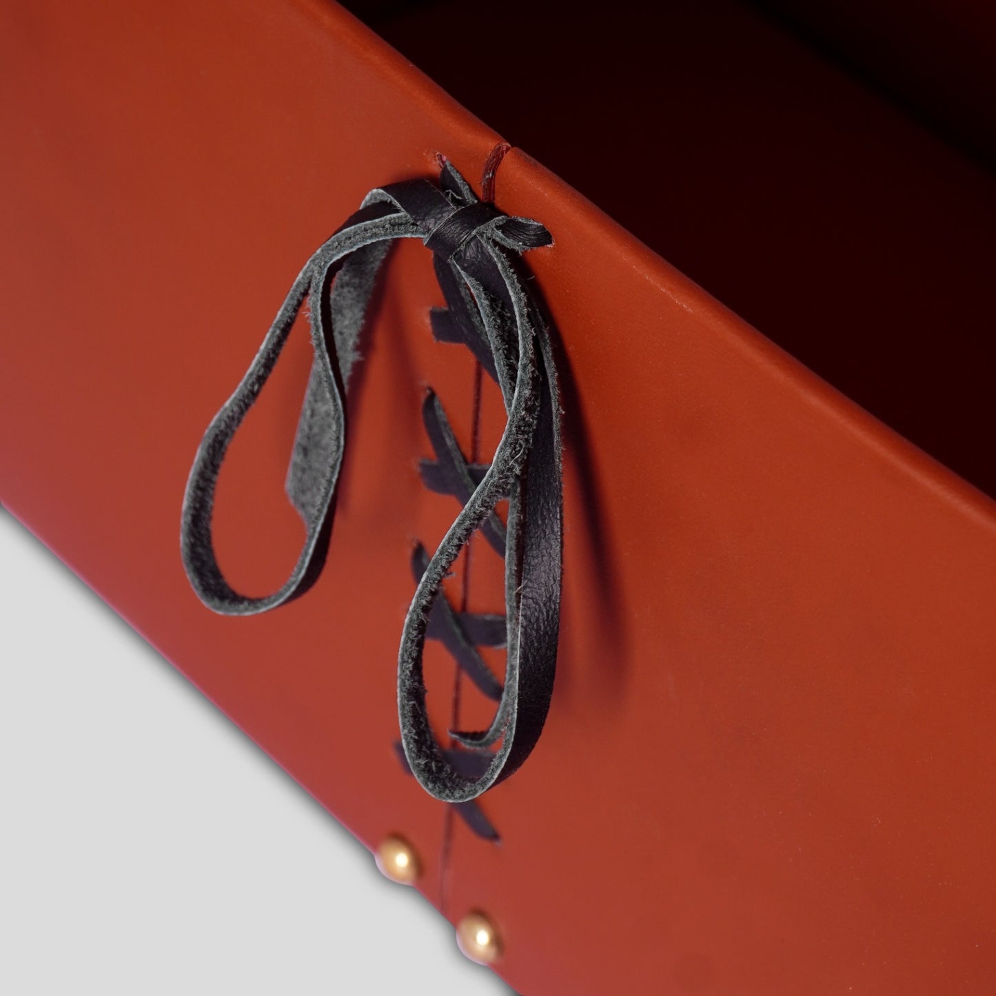 The Hide Basket