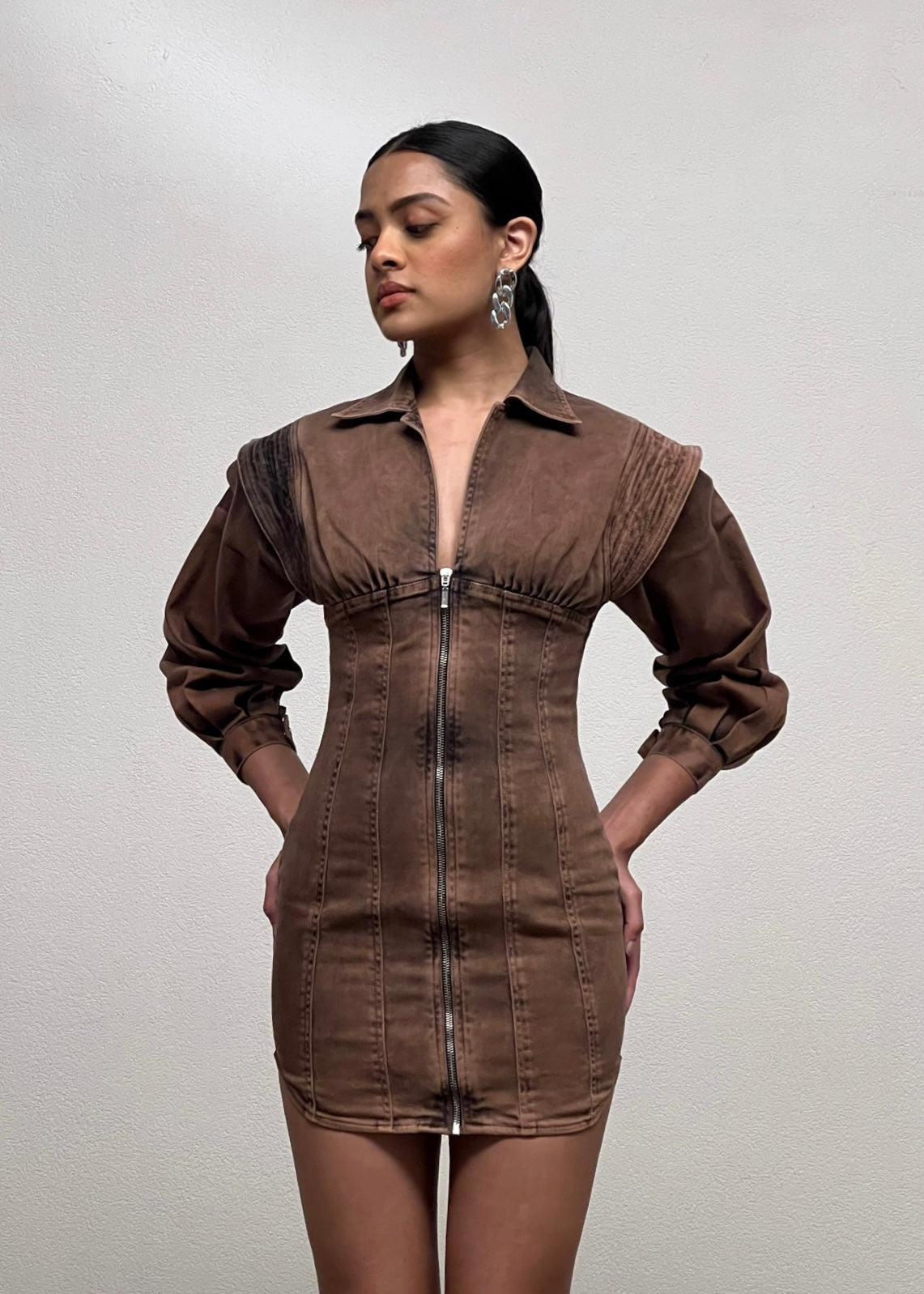 BURLY DENIM DRESS IN RUST