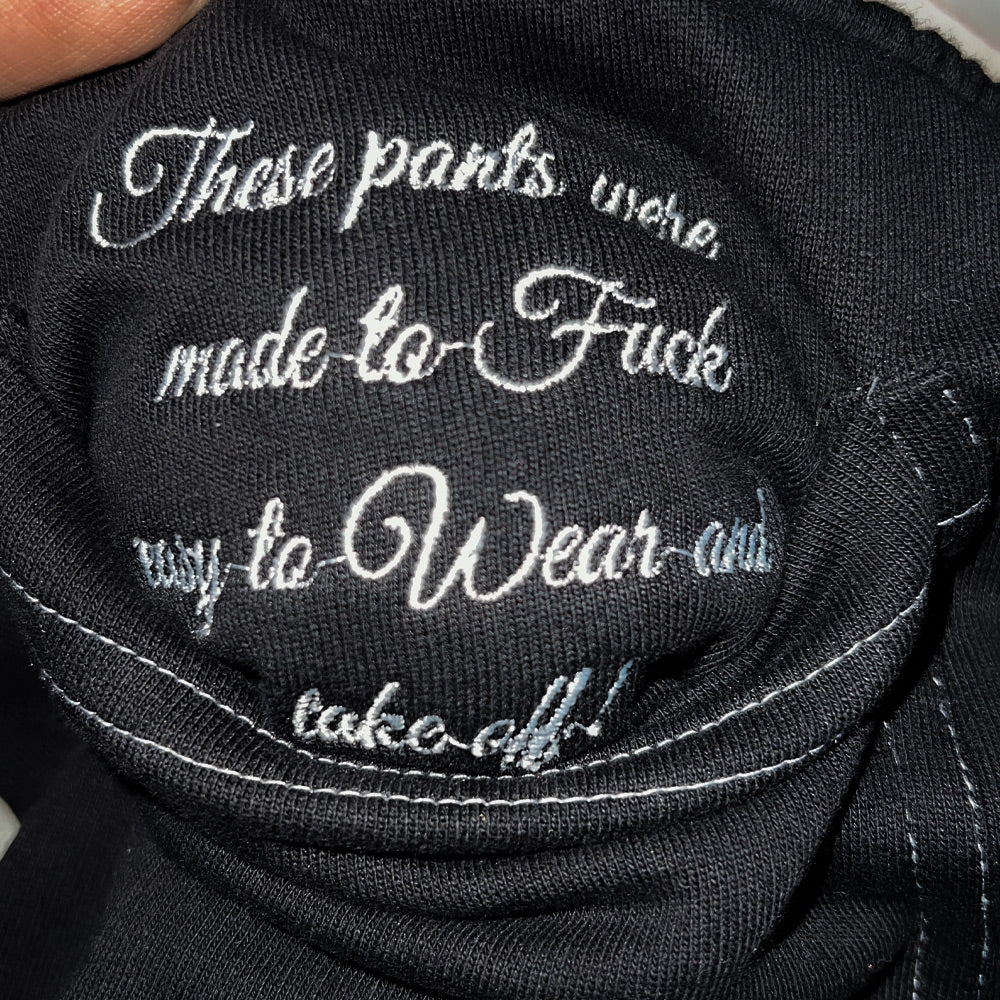BASIC BLACK SWEATPANTS