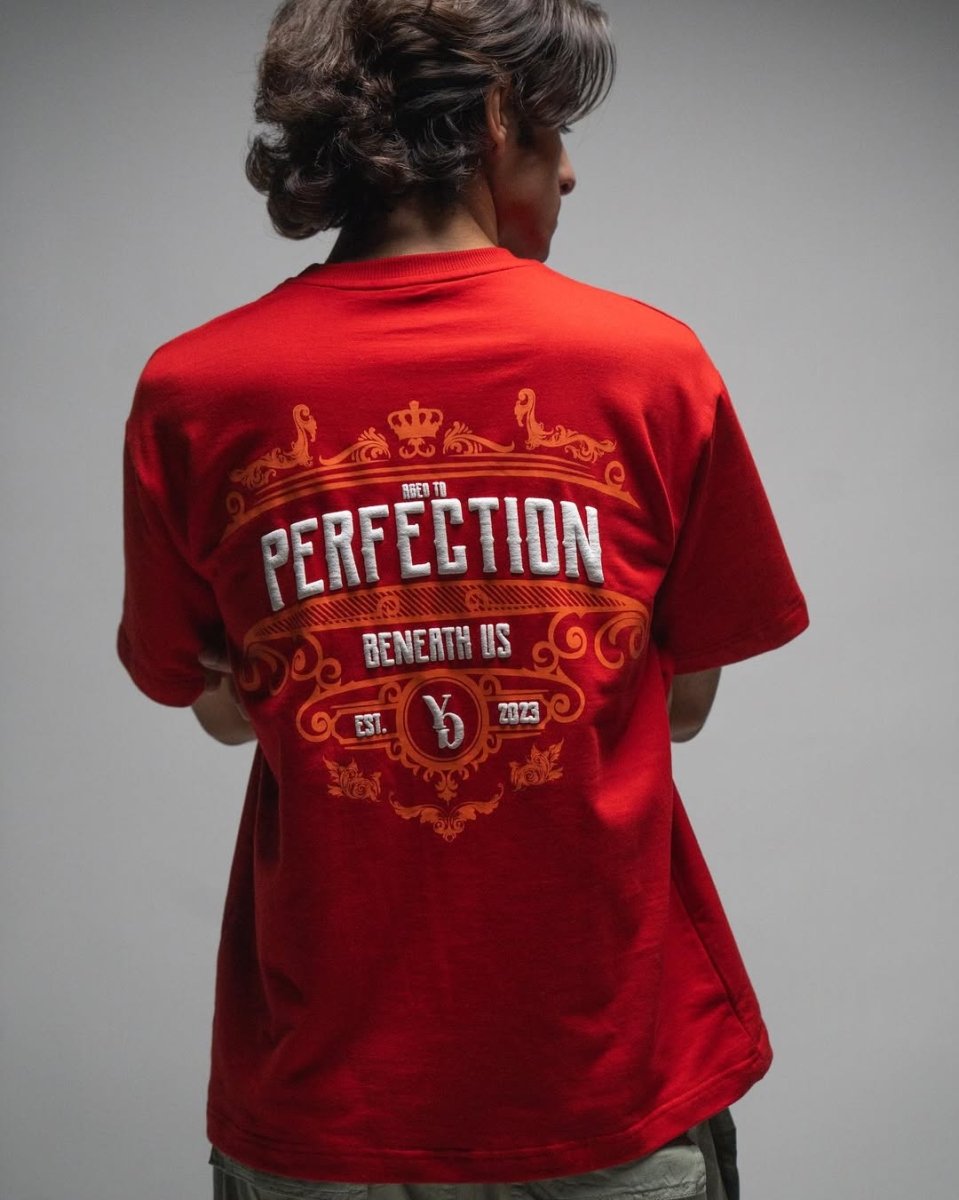 SCARLET RED T - SHIRT - Outro Studio